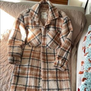 Abercrombie & Fitch Plaid Teddy Jacket in Tan and Cream